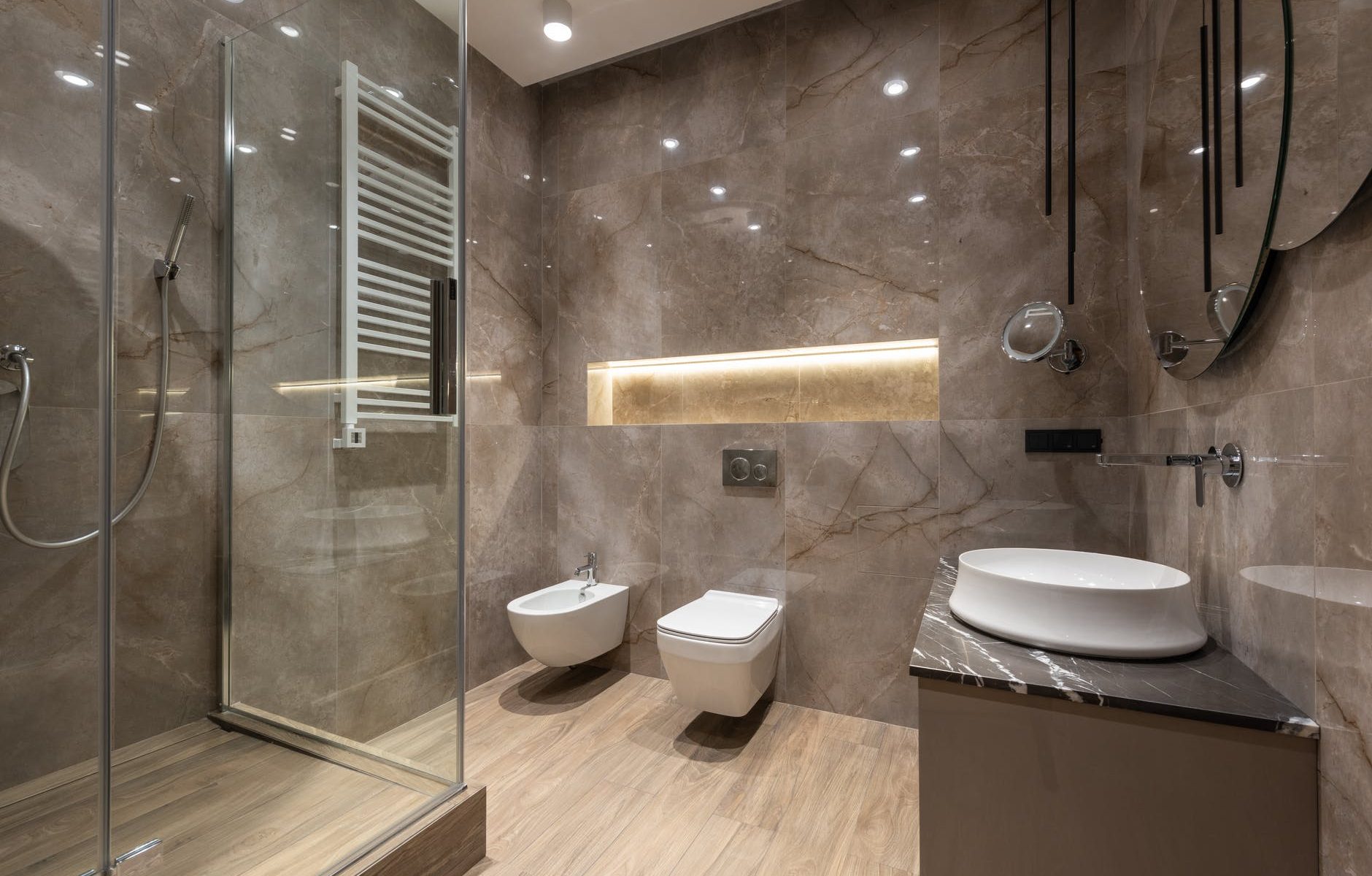 Tips by Bathroom Remodeling Contractors